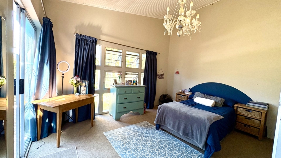 To Let 4 Bedroom Property for Rent in Bonza Bay Eastern Cape